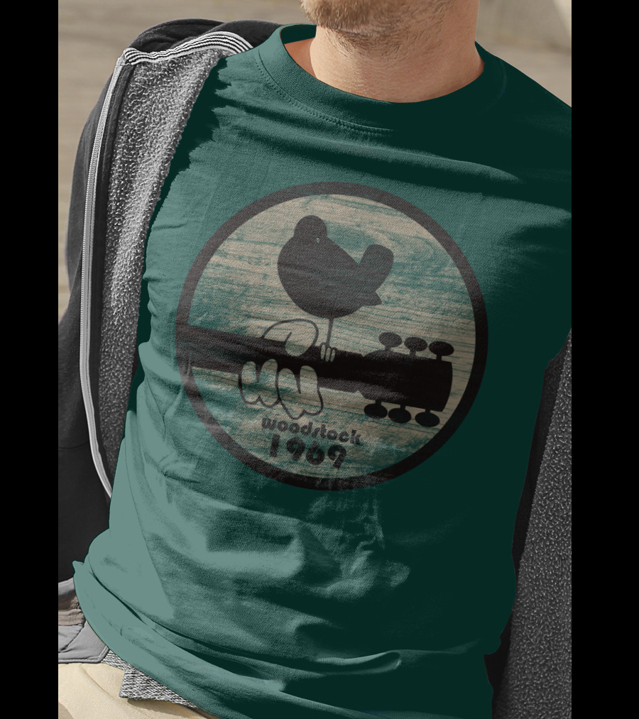 Woodstock 1969 Vintage Bird On Guitar T-Shirt