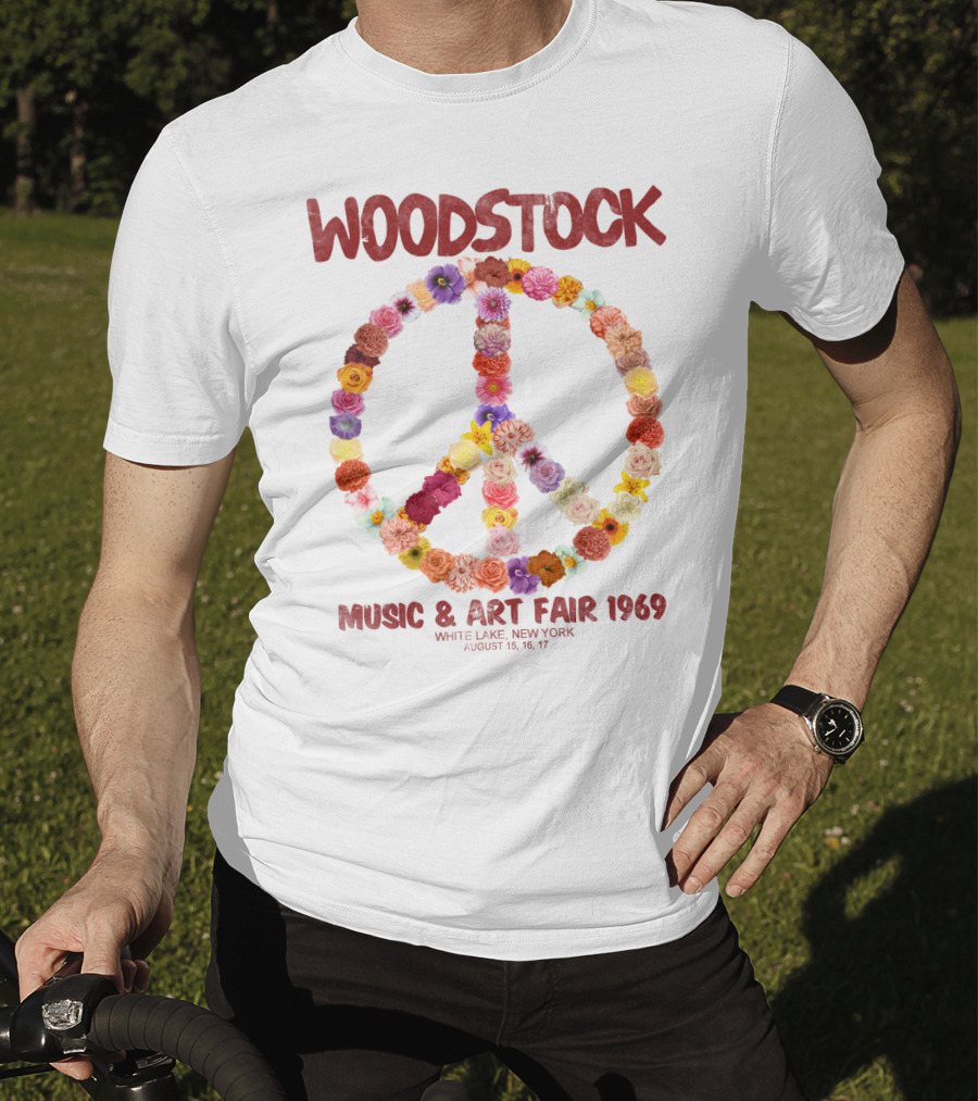 Woodstock Music & Art Fair 1969 Peace Symbol Flowers White Lake New York August T-Shirt