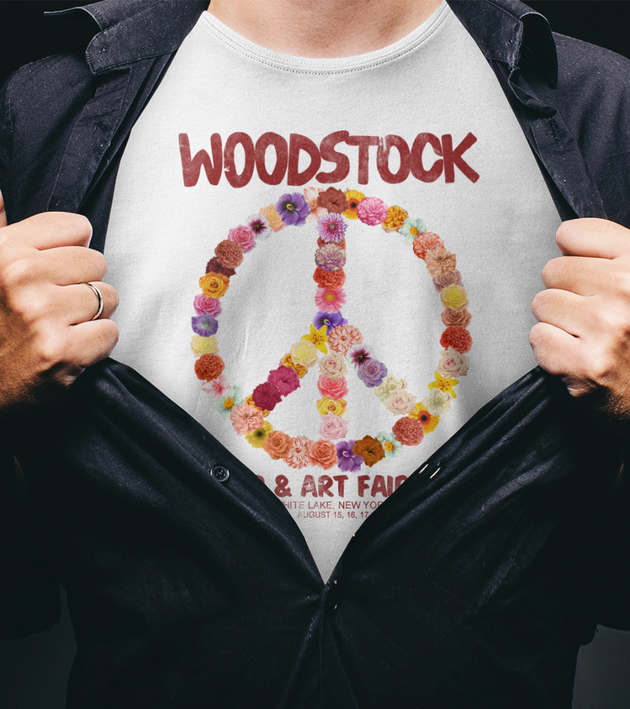 Woodstock Music & Art Fair 1969 Peace Symbol Flowers White Lake New York August T-Shirt