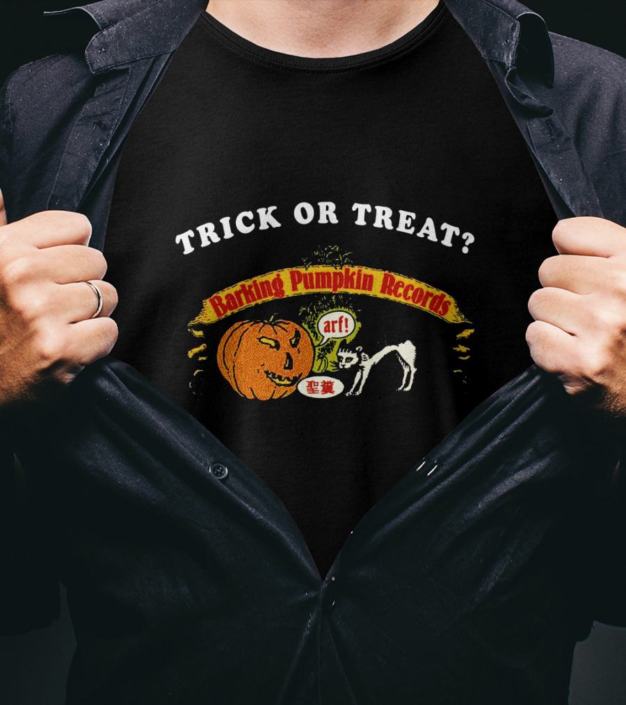 Trick Or Treat Barking Pumpkin Records Arf Cat Pumpkin T-Shirt