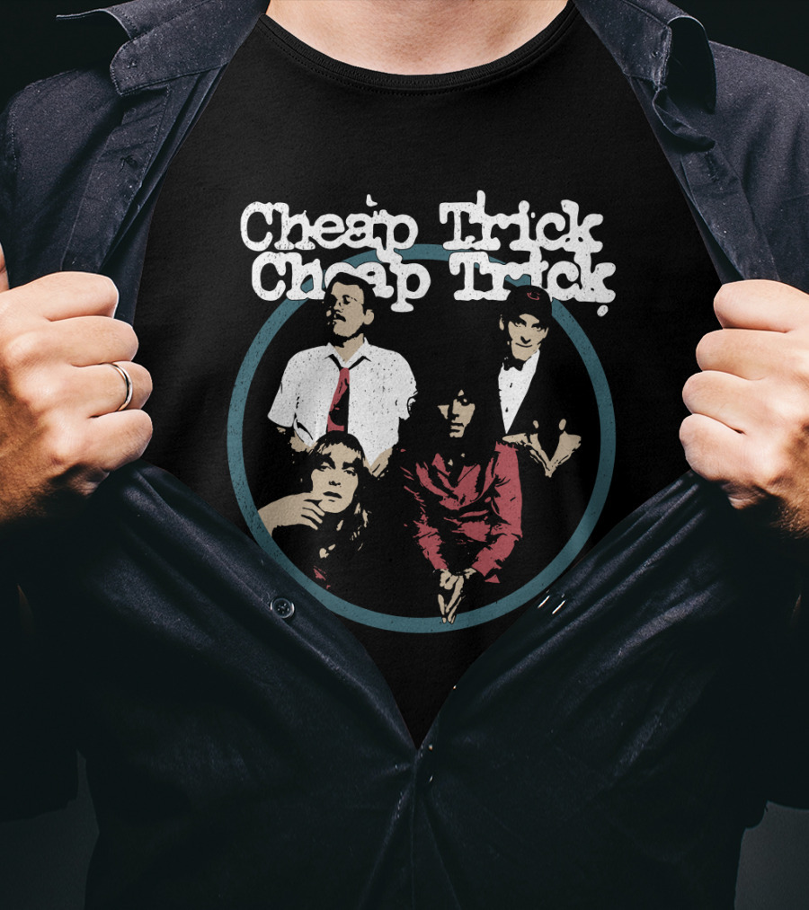 Cheap Trick Band Portrait Circle T-Shirt