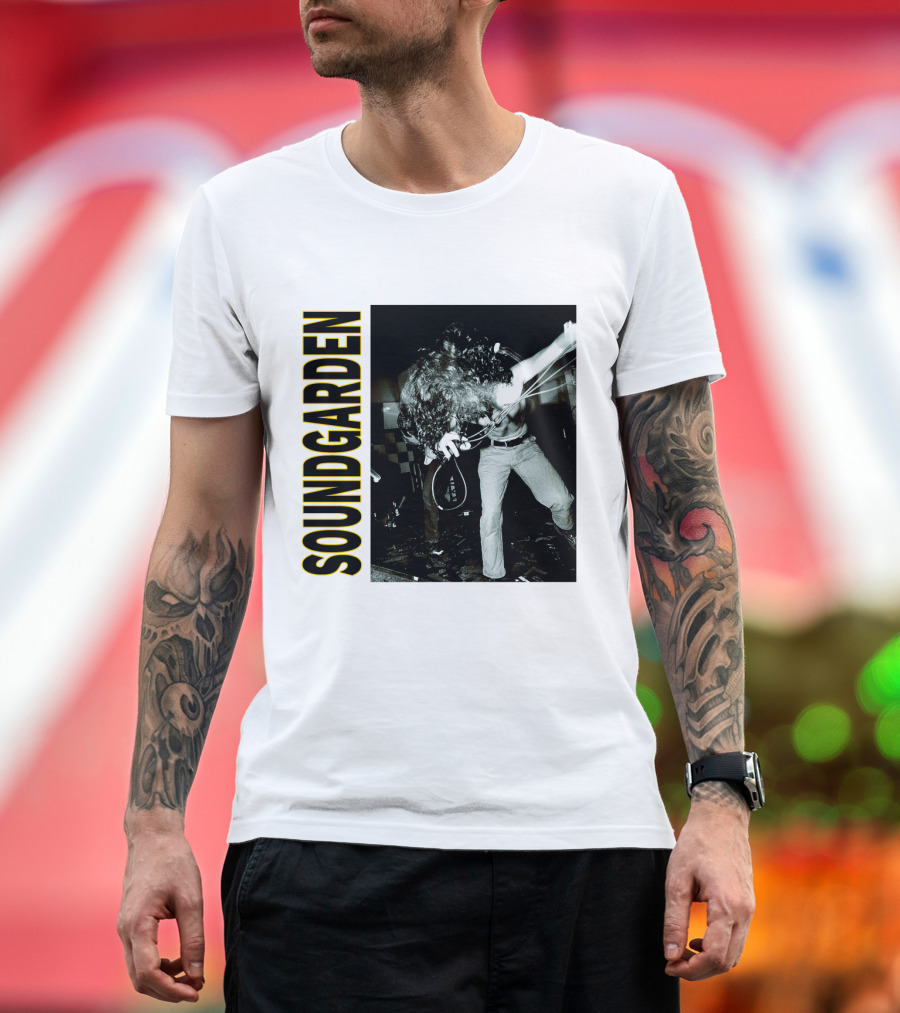 Soundgarden Live Performance Photo Vintage Style T-Shirt