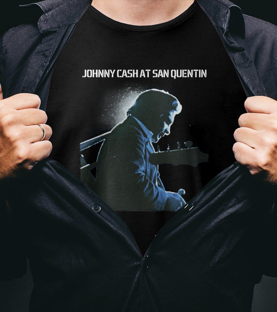 Johnny Cash At San Quentin T-Shirt