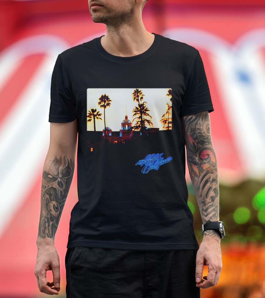 Hotel California Night Scene With Palm Trees And Neon Style T-Shirt