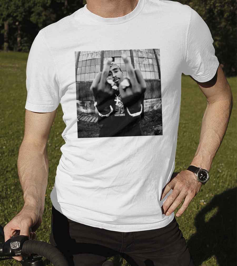 Makaveli Bandana Ring Finger Gesture T-Shirt