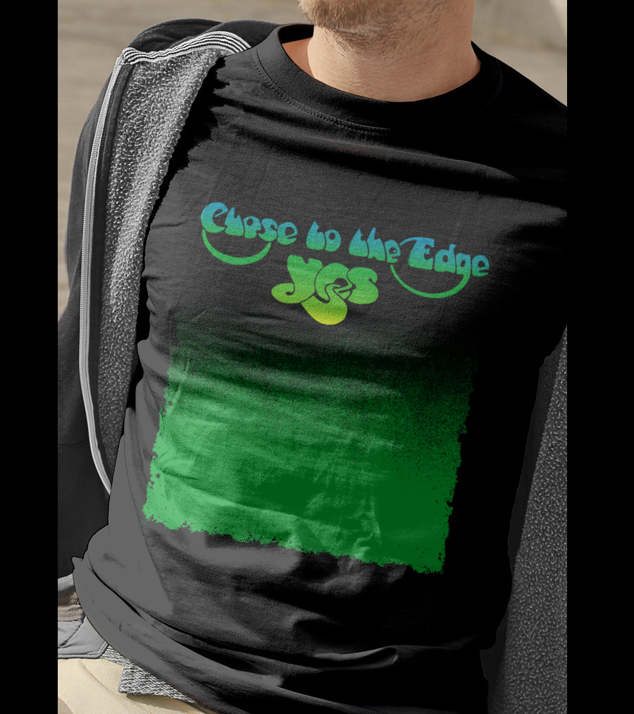 Close To The Edge Yes Logo Green Gradient T-Shirt