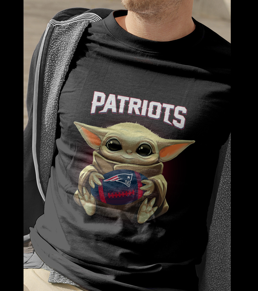 Patriots Baby Yoda Holding New England Football T-Shirt