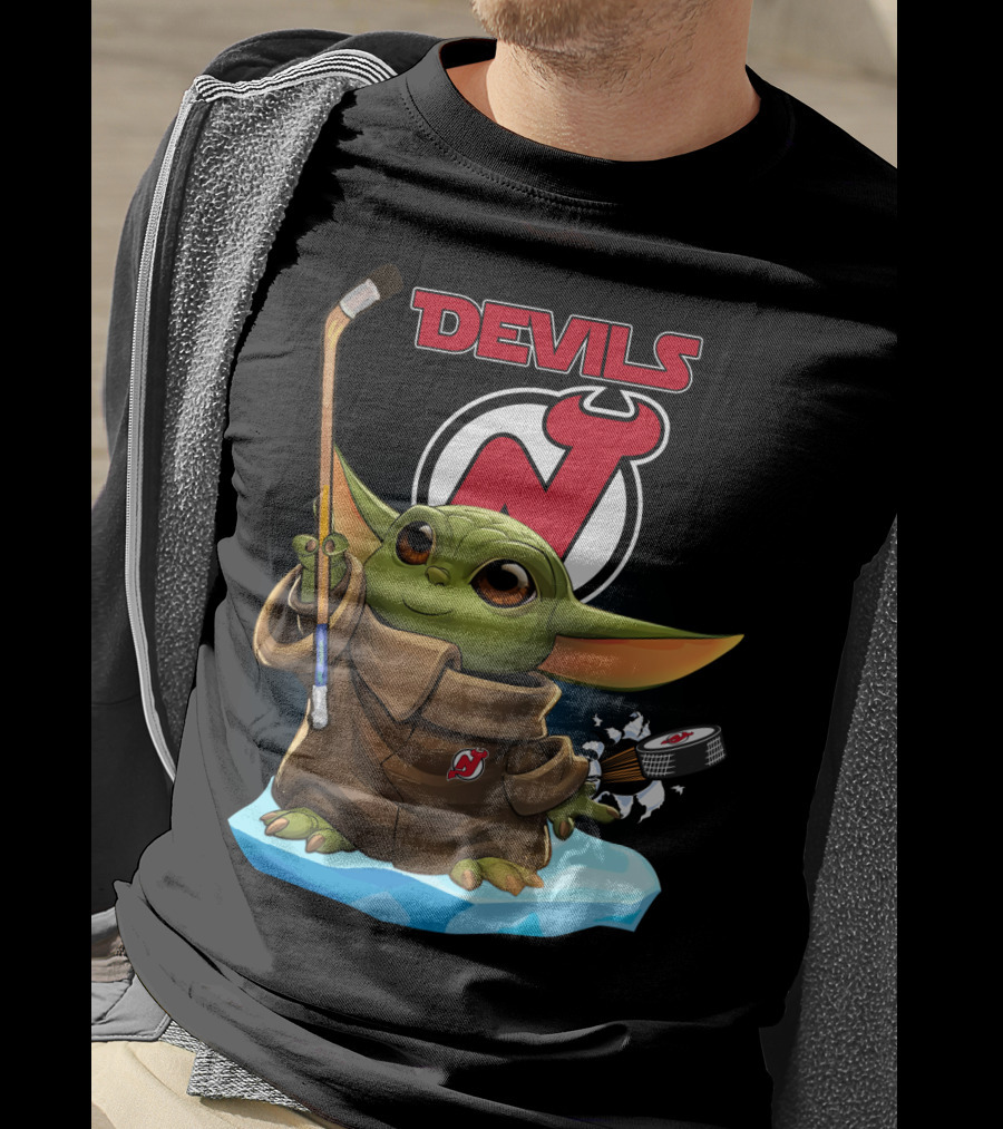 New Jersey Devils Baby Yoda NHL Hockey Stick Puck T-Shirt