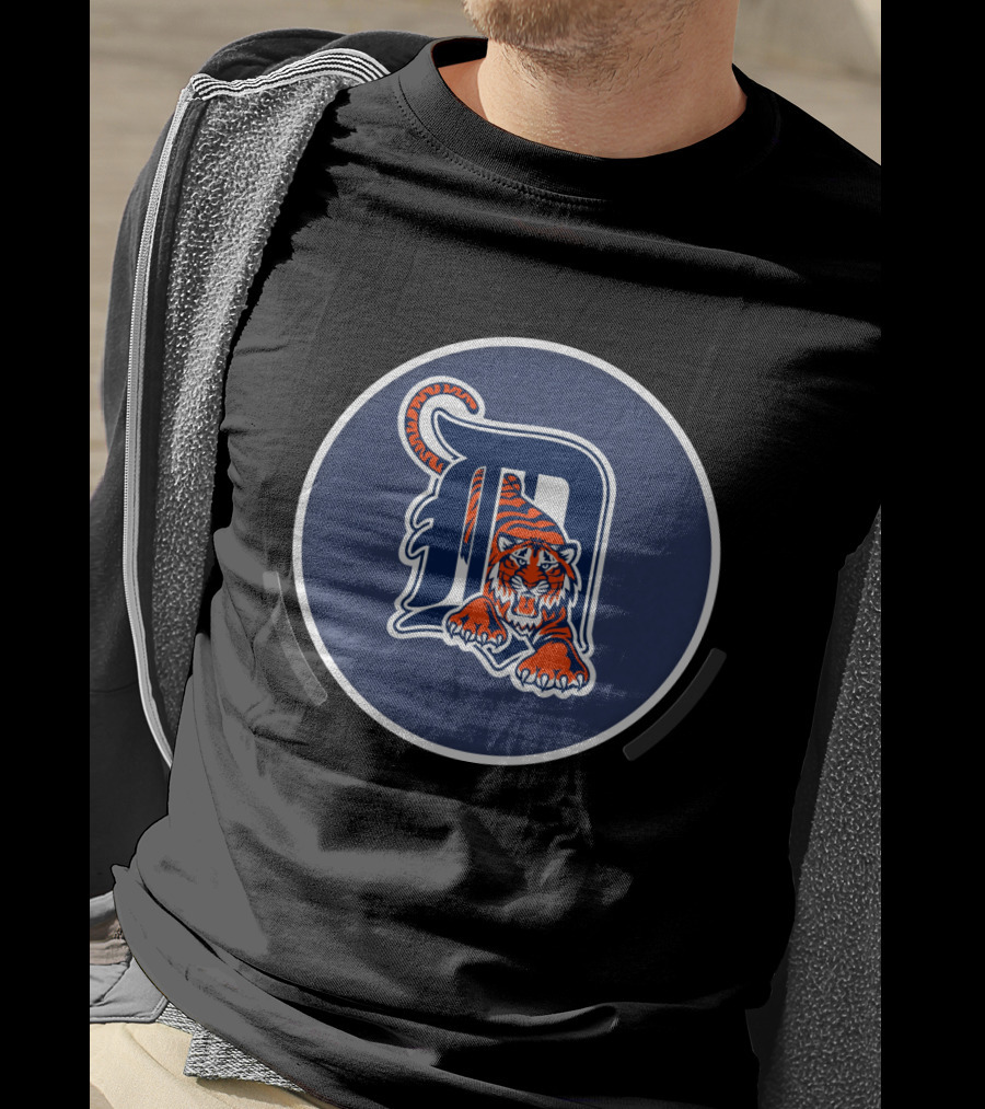 Detroit Tigers Logo With Iconic D And Fierce Tiger T-Shirt