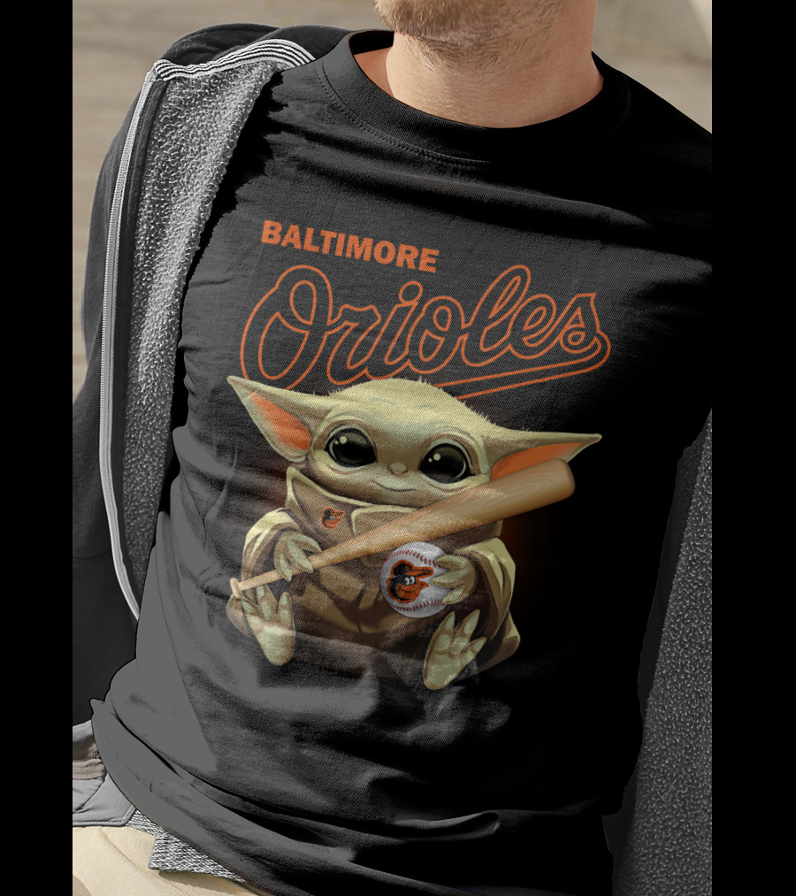 Baltimore Orioles Baby Yoda Holding Baseball And Bat T-Shirt