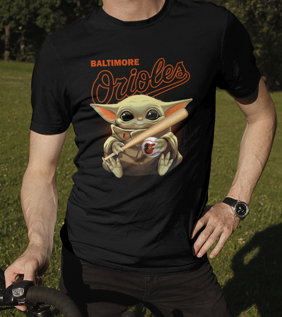 Baltimore Orioles Baby Yoda Holding Baseball And Bat T-Shirt