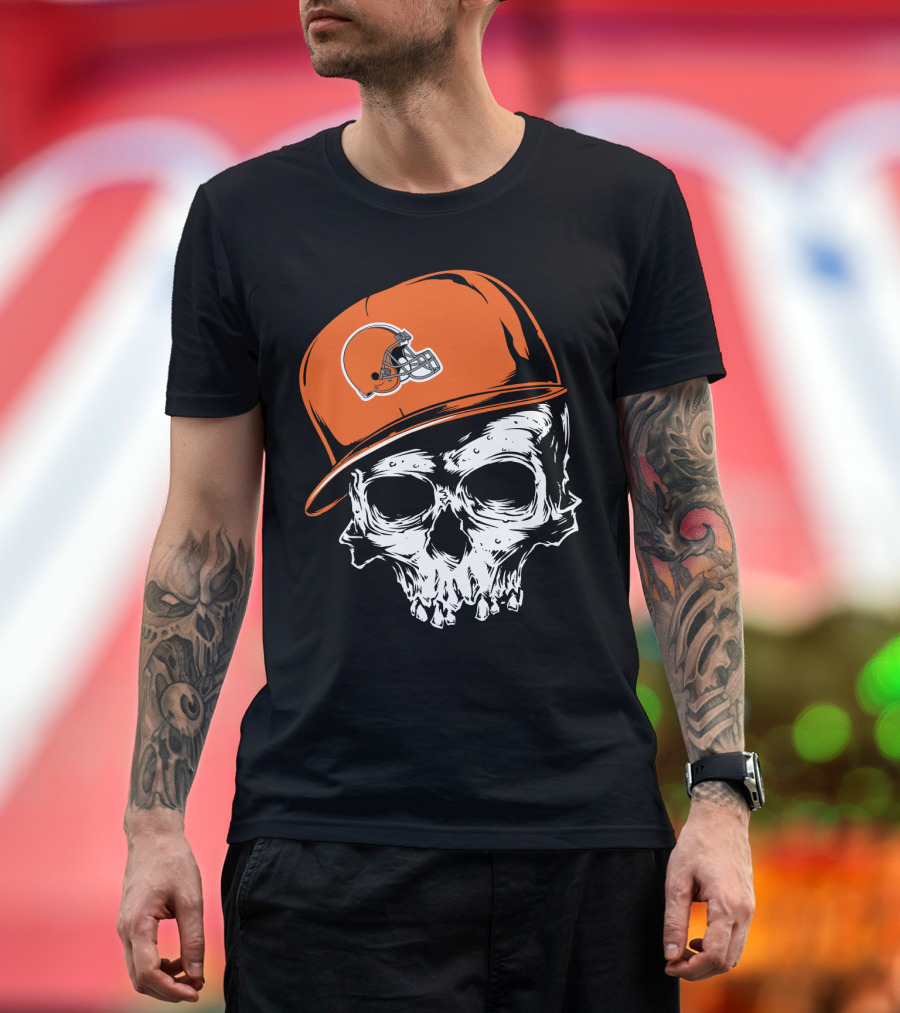 Cleveland Browns Skull With Helmet Cap T-Shirt