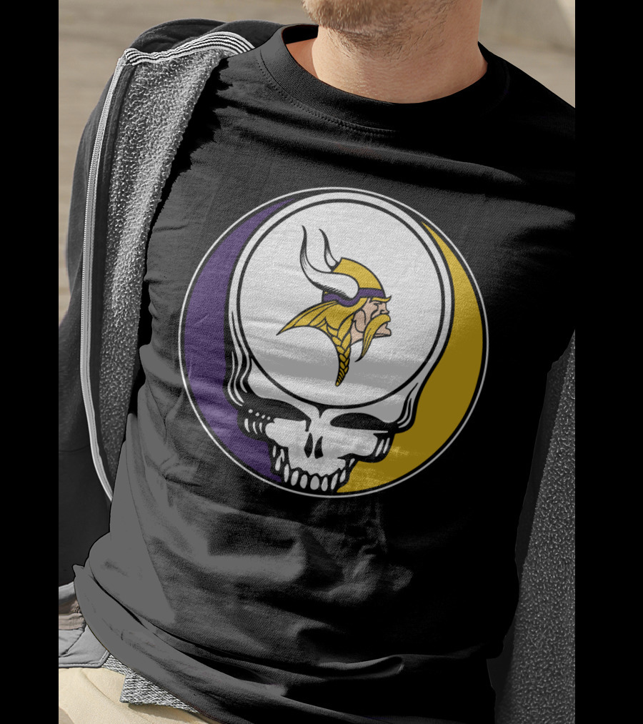 GRATEFUL DEAD Vikings Logo Skull Helmet T-Shirt