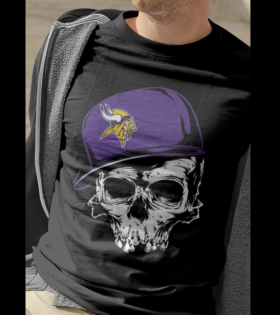 Minnesota Vikings Skull Purple Hat T-Shirt