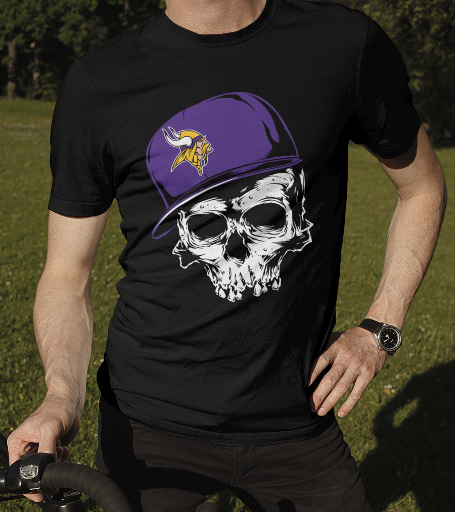 Minnesota Vikings Skull Purple Hat T-Shirt