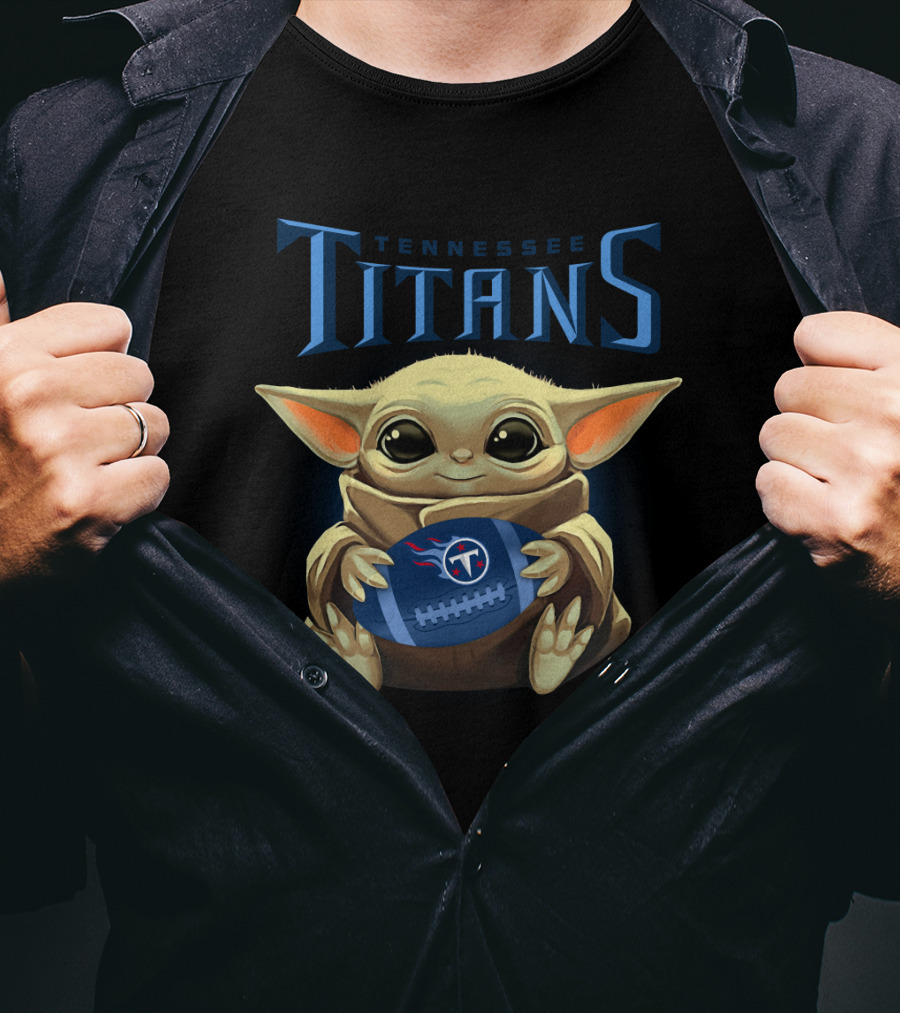 Tennessee Titans Baby Yoda Holding Football T-Shirt