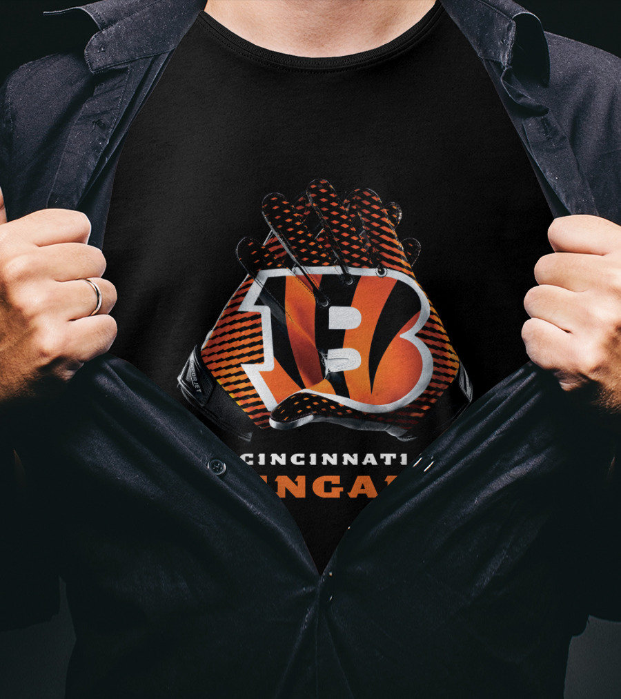 Cincinnati Bengals Nfl Team Gloves T-Shirt
