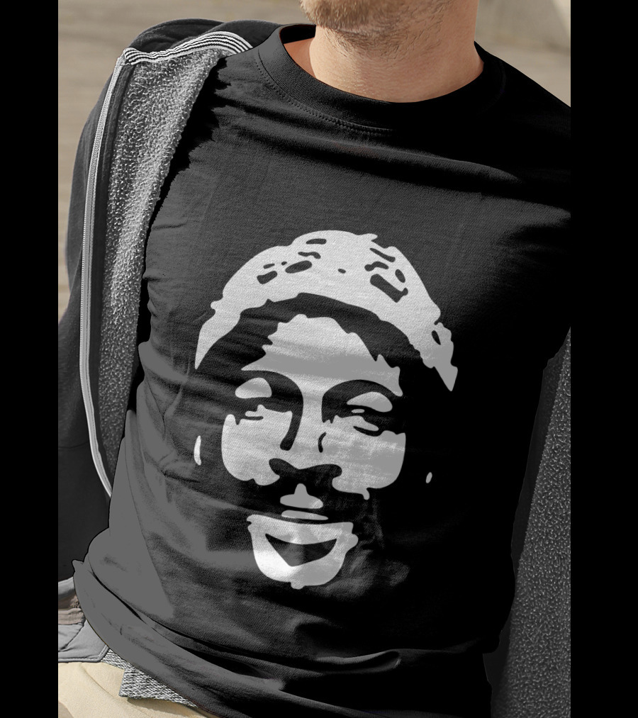 Mvg 12 Iconic Face Stencil T-Shirt