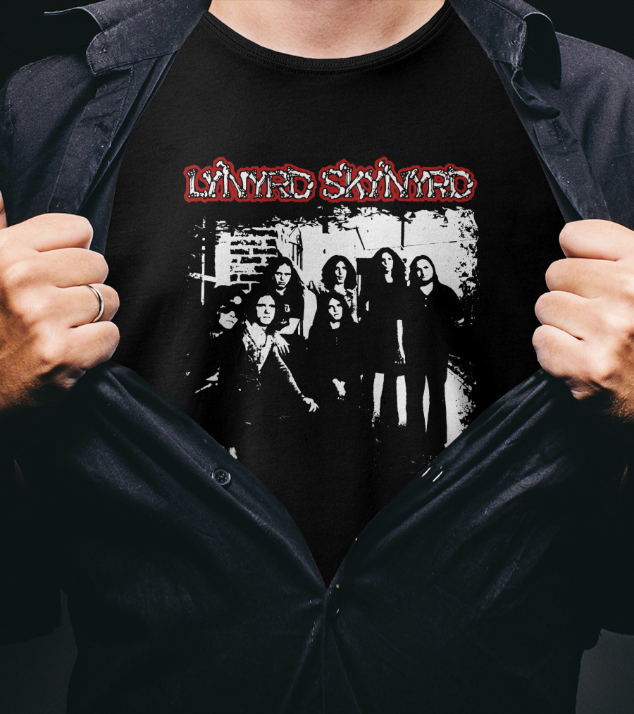 Lynyrd Skynyrd Band Black And White Group Photo T-Shirt
