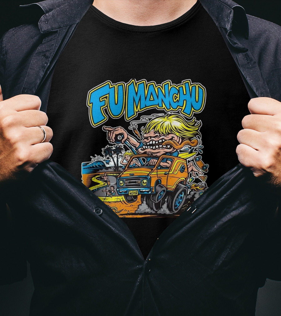 Fu Manchu Surf Adventure Vintage Car Beach Scene T-Shirt