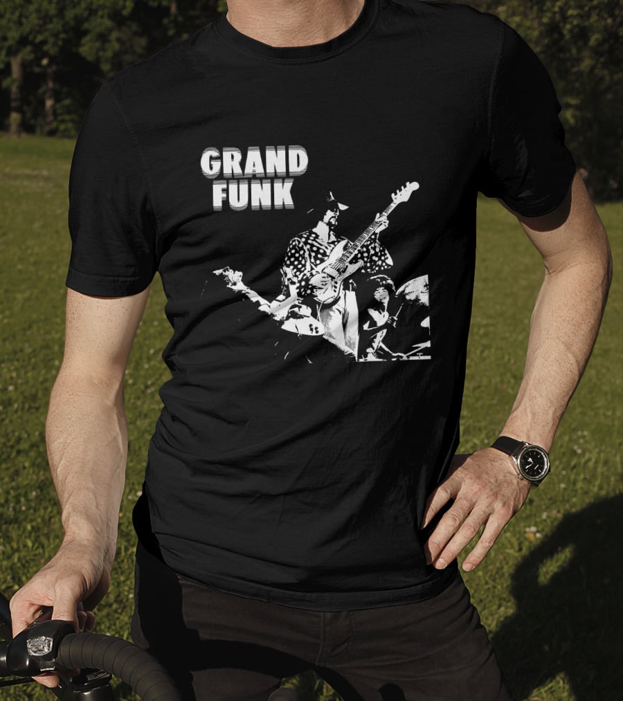 Grand Funk Railroad Live Concert Performance Retro Style T-Shirt