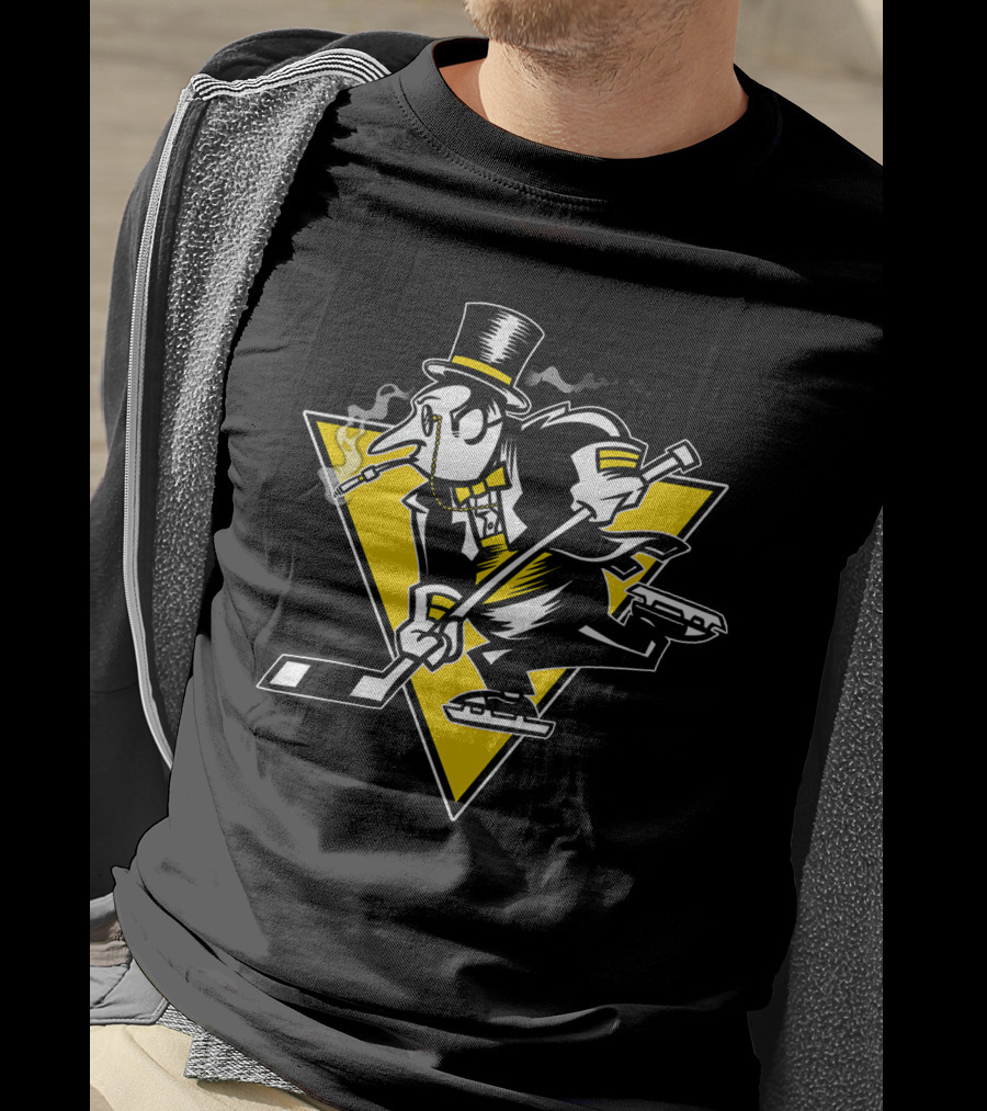 Pittsburgh Penguins Retro Style Smoking Penguin Hockey Skater T-Shirt