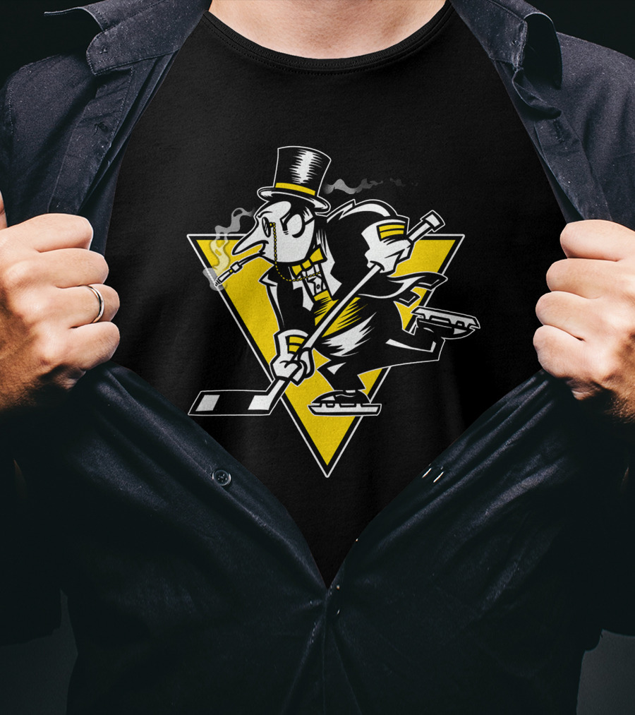 Pittsburgh Penguins Retro Style Smoking Penguin Hockey Skater T-Shirt