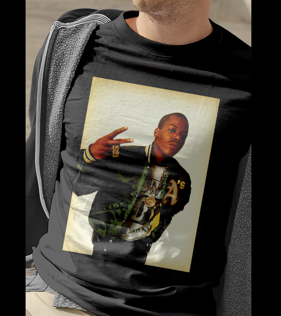 A's Jacket And Chain Style Tsh T-Shirt