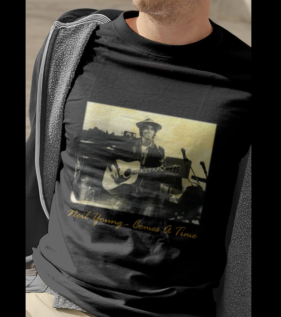 Neil Young - Comes A Time Accompanied Guitar Performance T-Shirt