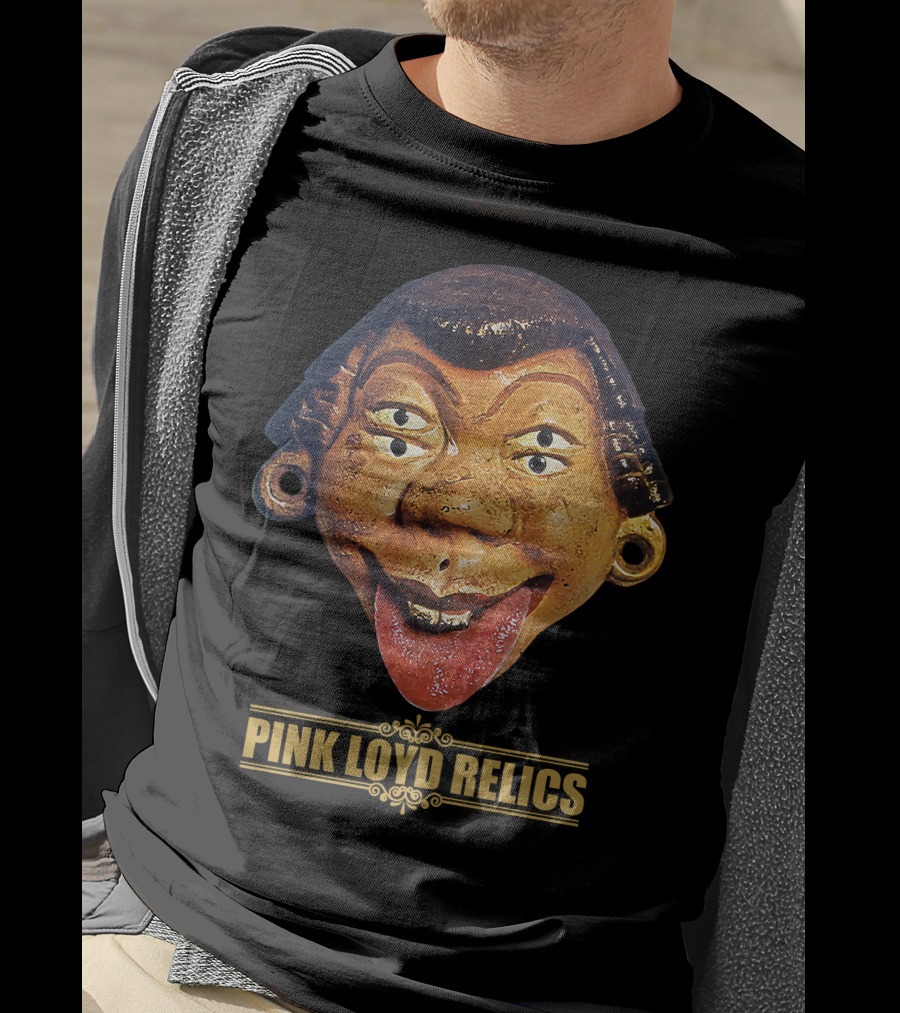 Pink Loyd Relics Four-Eyed Statue Face With Earrings And Tongue Out T-Shirt