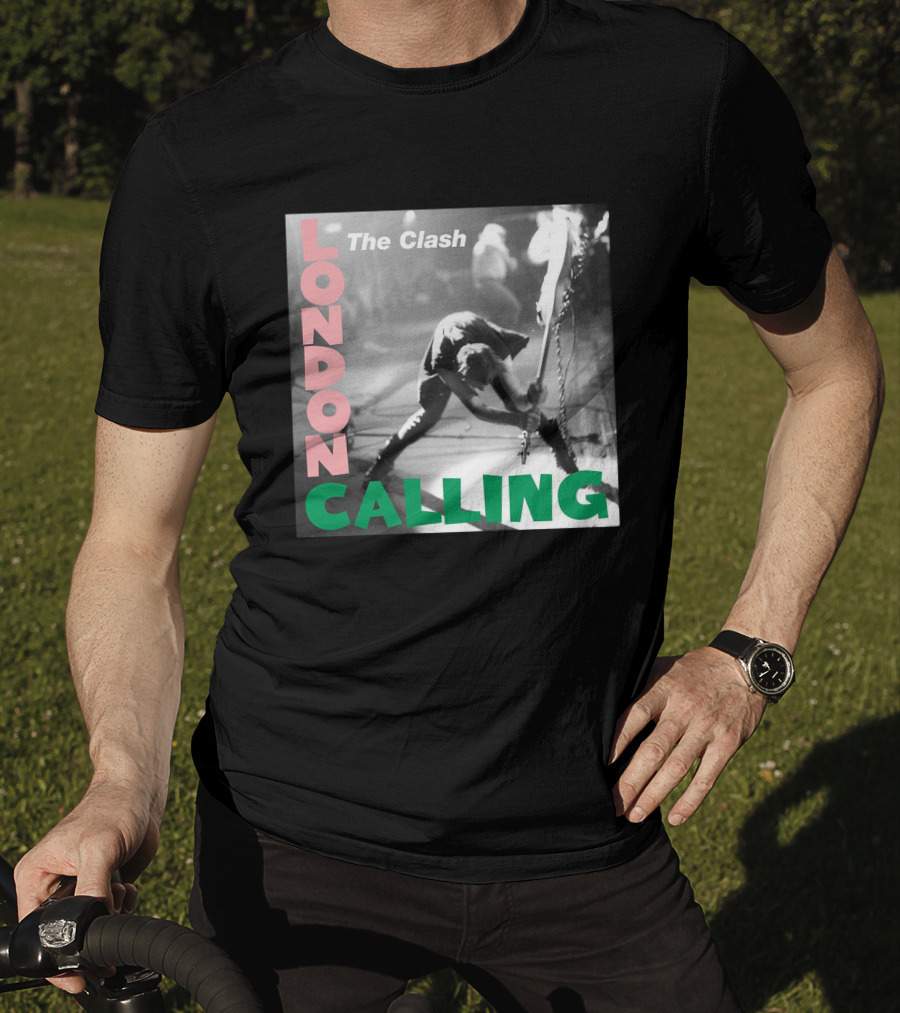 The Clash London Calling Album Cover Black And White Photo Iconic Rock Band T-Shirt