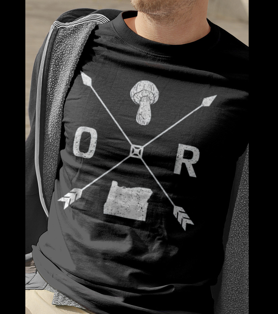 Oregon Morel Mushroom Hunting Graphic Map And Arrow X T-Shirt
