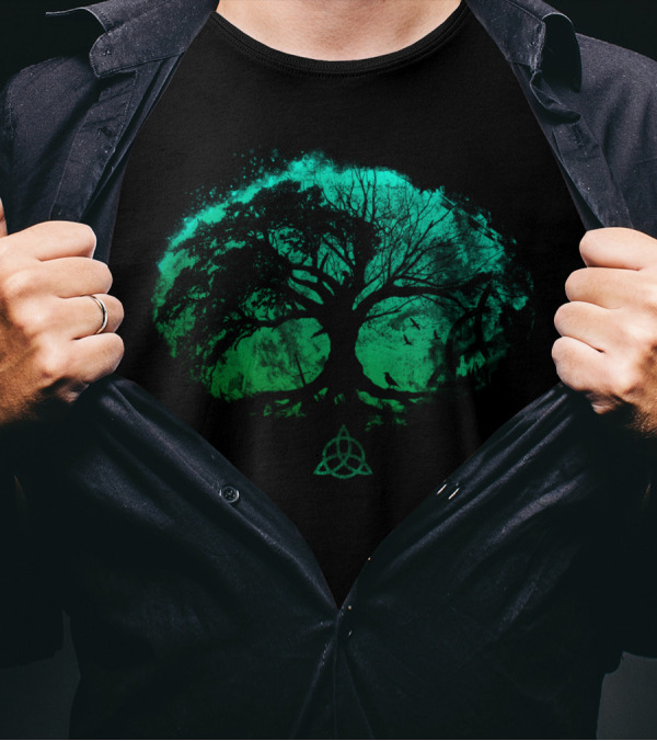 Tree Of Life Celtic Triquetra Symbol Green Forest T-Shirt