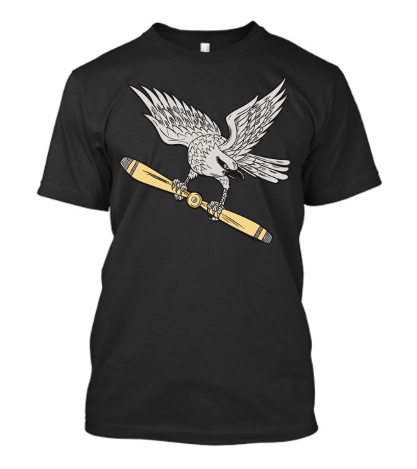 Shrike Clutching Propeller Blade R猛禽จับใบพัดเครื่องบิน T-Shirt