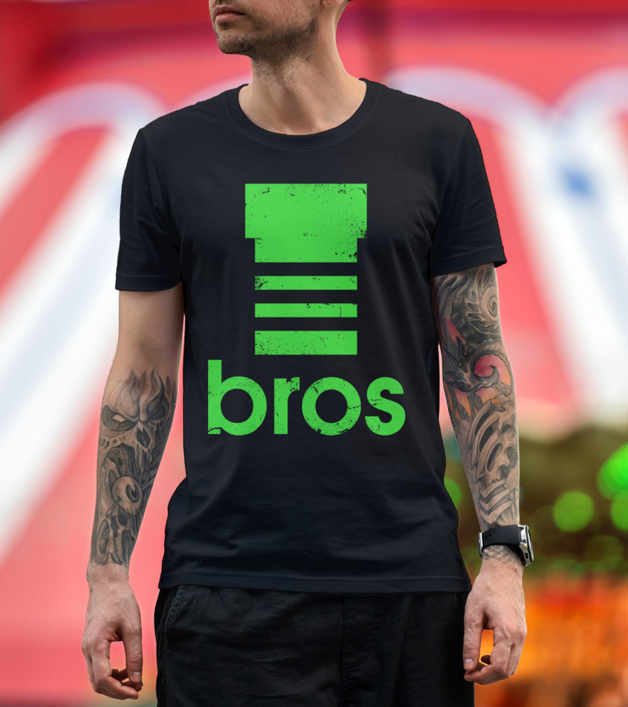 Luigi Bros Retro Green Pixel Pipe T-Shirt