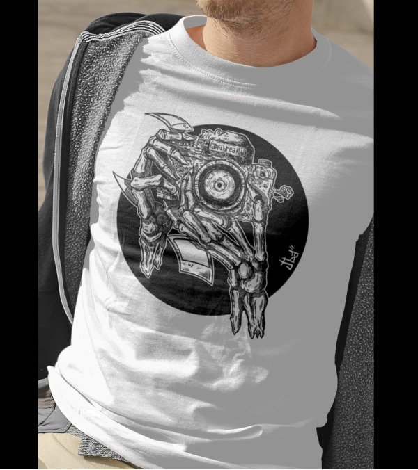 Dead Hands Unlived Photography Skeleton Camera T-Shirt