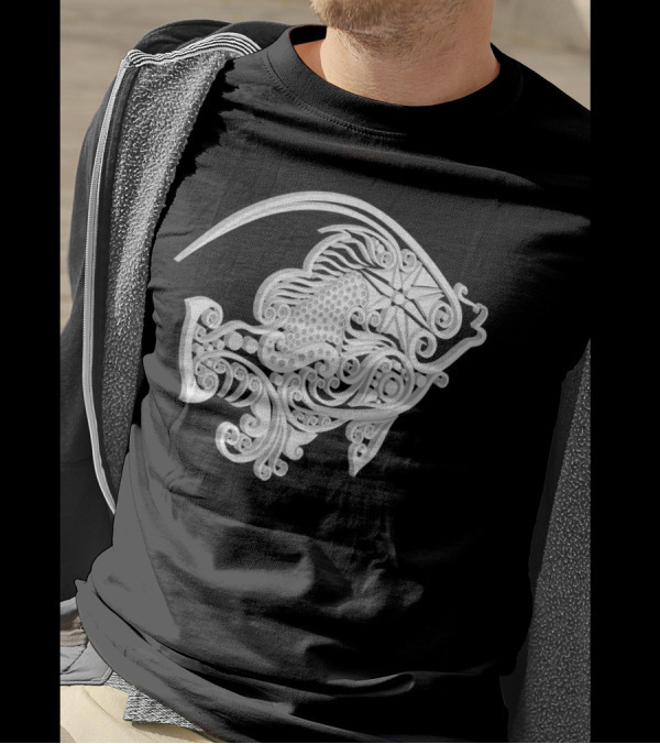 Fish Curl Ornamentation T-Shirt