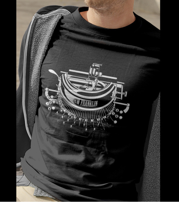 New Franklin Steampunk Typewriter Machine Black Keys T-Shirt