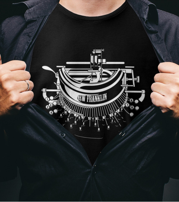 New Franklin Steampunk Typewriter Machine Black Keys T-Shirt