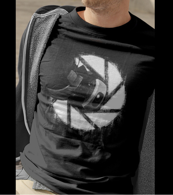 Still Alive Portal Aperture Science GLaDOS T-Shirt