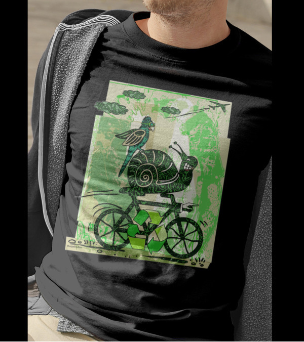 A Little Slow To Recycle Snail And Bird On Bicycle With Green Recycling Symbols T-Shirt