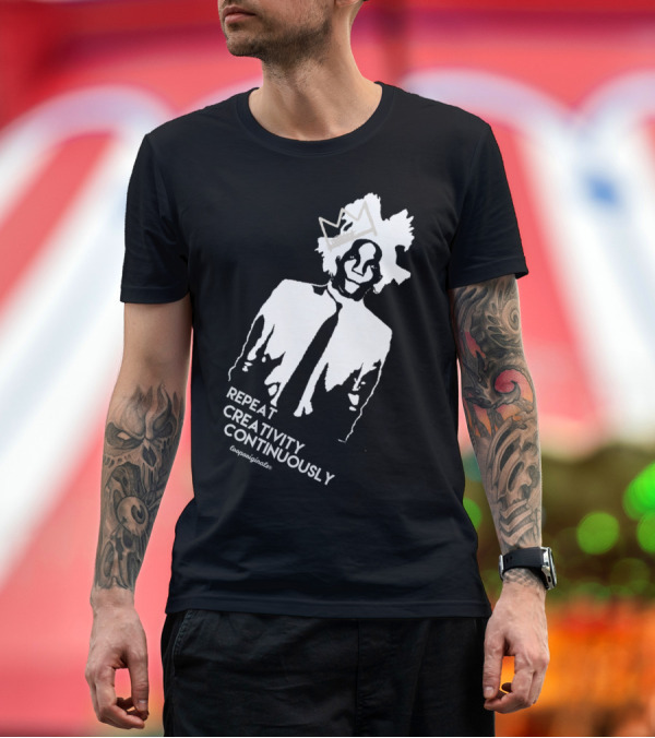 Premium T-Shirt: Repeat Creativity Continuously Iconic Portrait with Crown T-Shirt Repeat Creativity Continuously Iconic Portrait with Crown T-Shirt