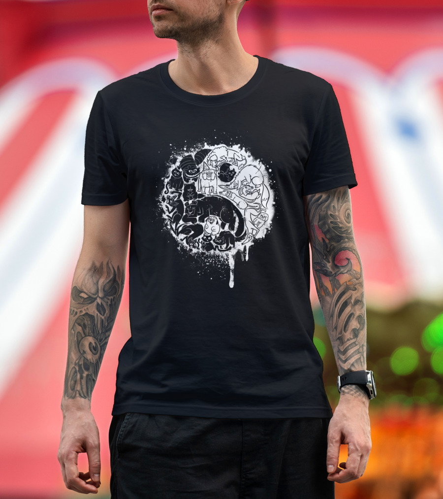 Pet Taoism White Splatter Cats and Dogs Zen Circle T-Shirt