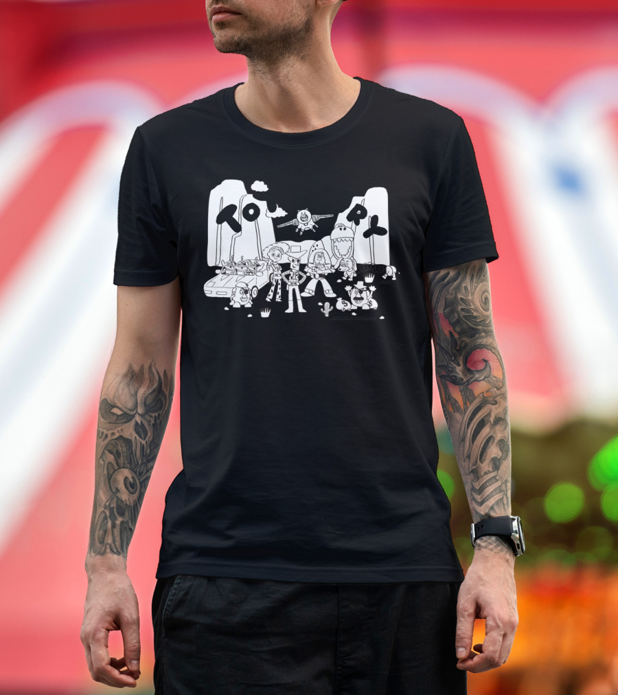 Toy Story Buzz Woody Jessie Rex Hamm Slinky Bullseye Alien Car Black and White Desert Scene T-Shirt