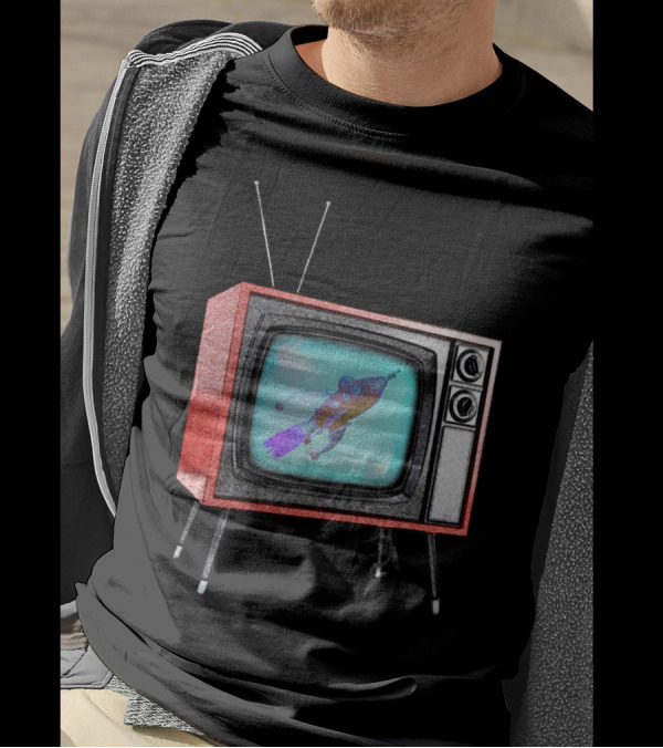 Retro TV Classic Spaceship Adventure T-Shirt