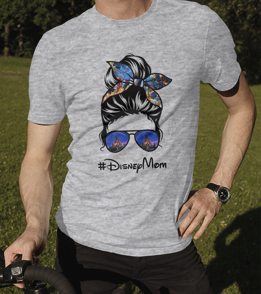 #Disneymom T-Shirt
