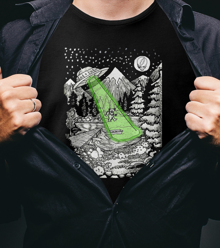 Space GD Abduction Scene With UFO And Astronaut In Forest T-Shirt