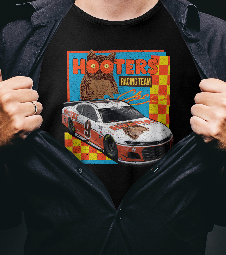 Hooters Racing Team NASCAR Car CE06 T-Shirt