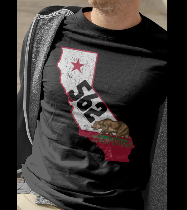 Long Beach California 562 Area Code Bear Flag T-Shirt