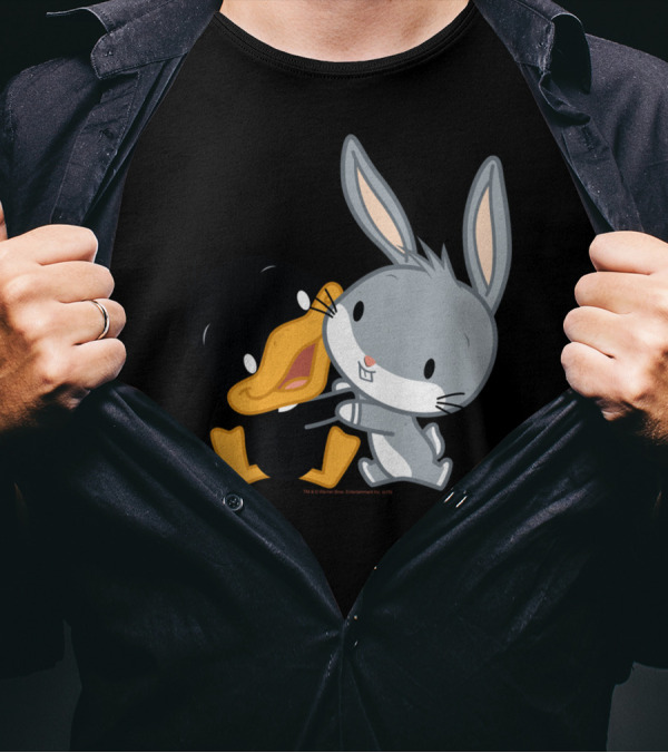 Looney Tunes Bugs Bunny And Daffy Duck Chibi Hug T-Shirt